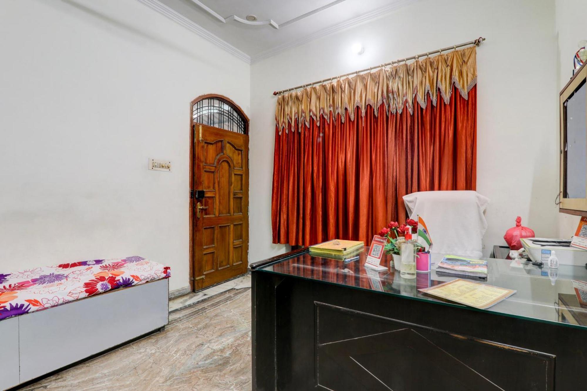 Hotel O Intercity Inn Lakhnau Kültér fotó