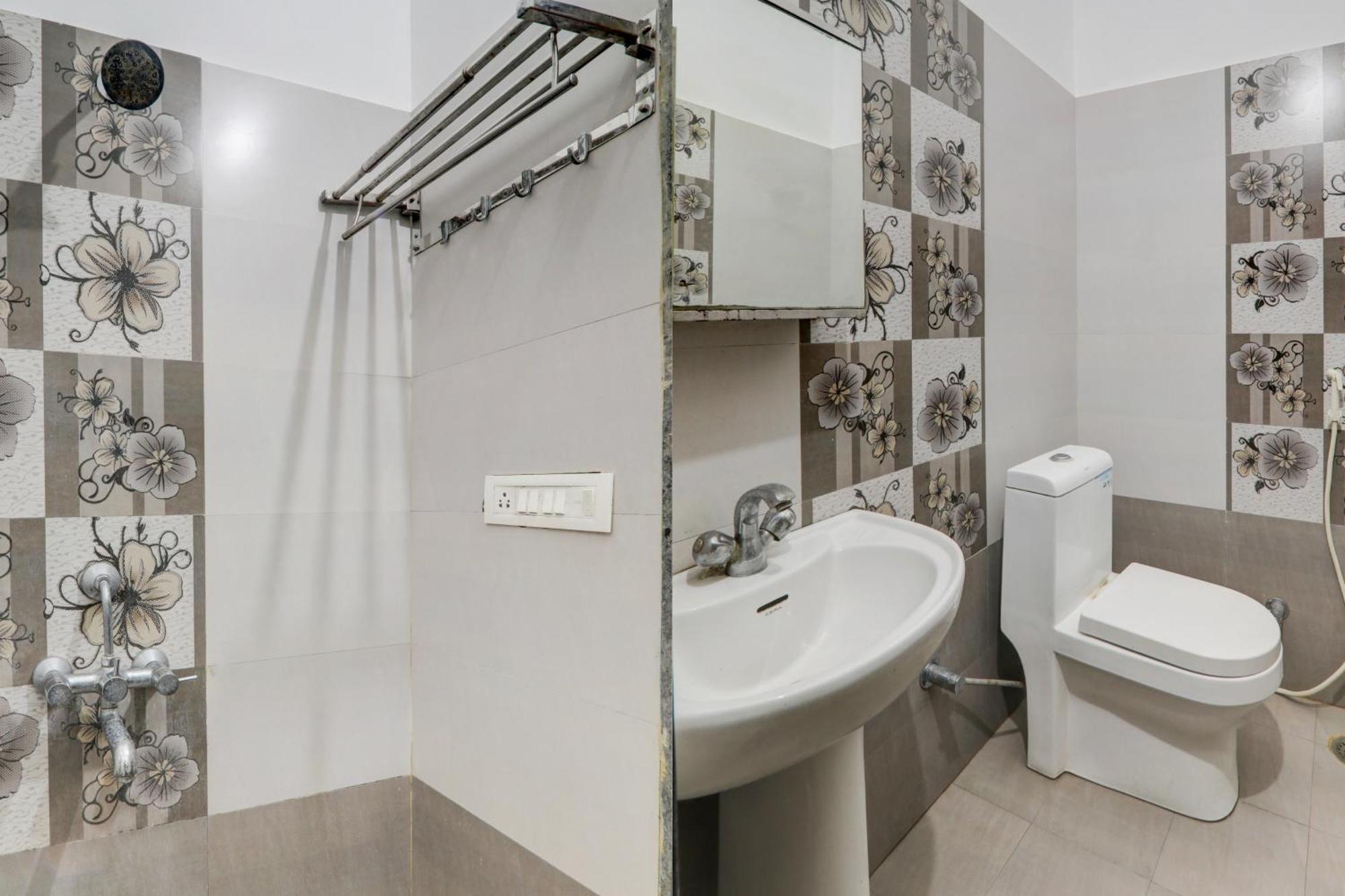 Hotel O Intercity Inn Lakhnau Kültér fotó